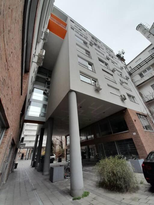 Lovely In Centre For 4 Guests Apartamento